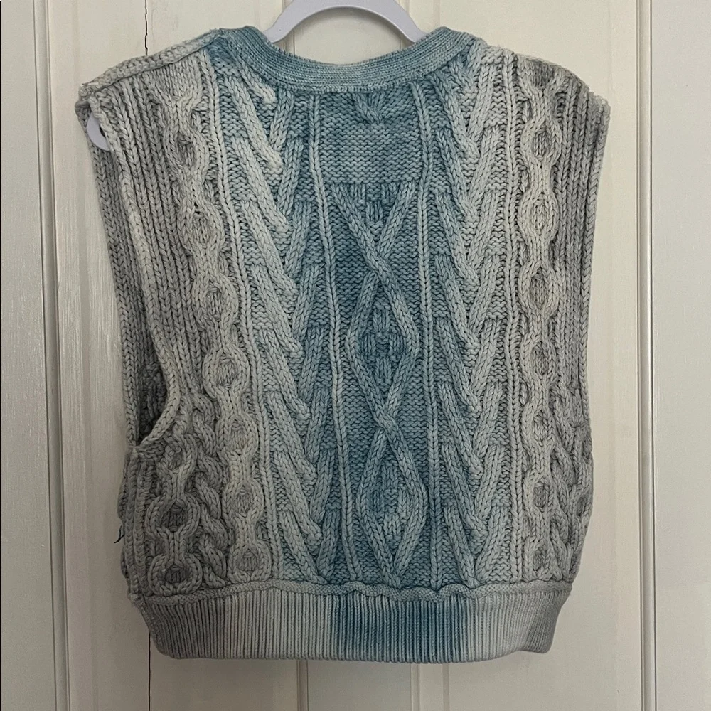 Free people blue rain cable vest size medium nwot - Picture 8 of 8